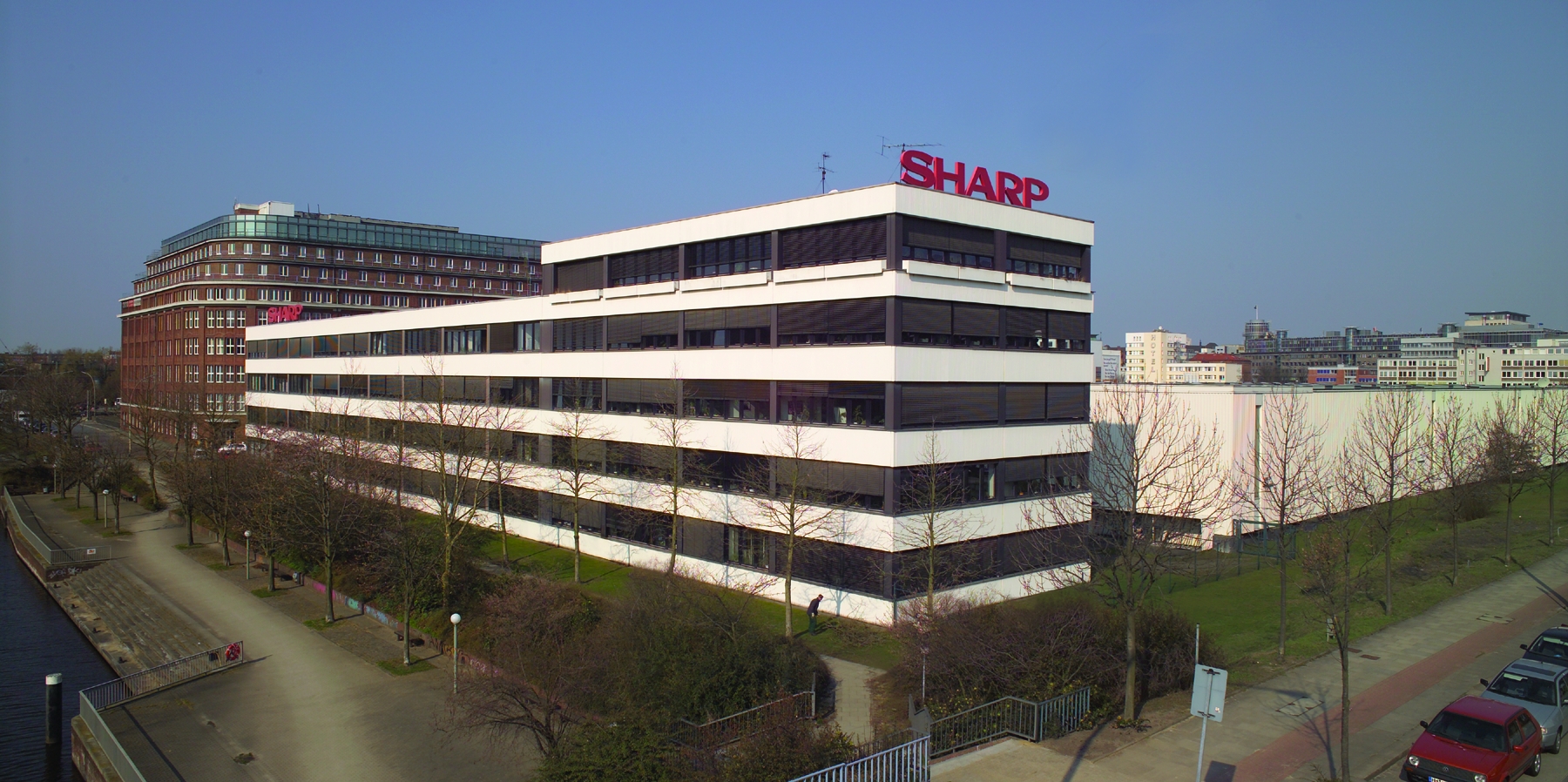Sharp kauft Schumacher Print Solutions