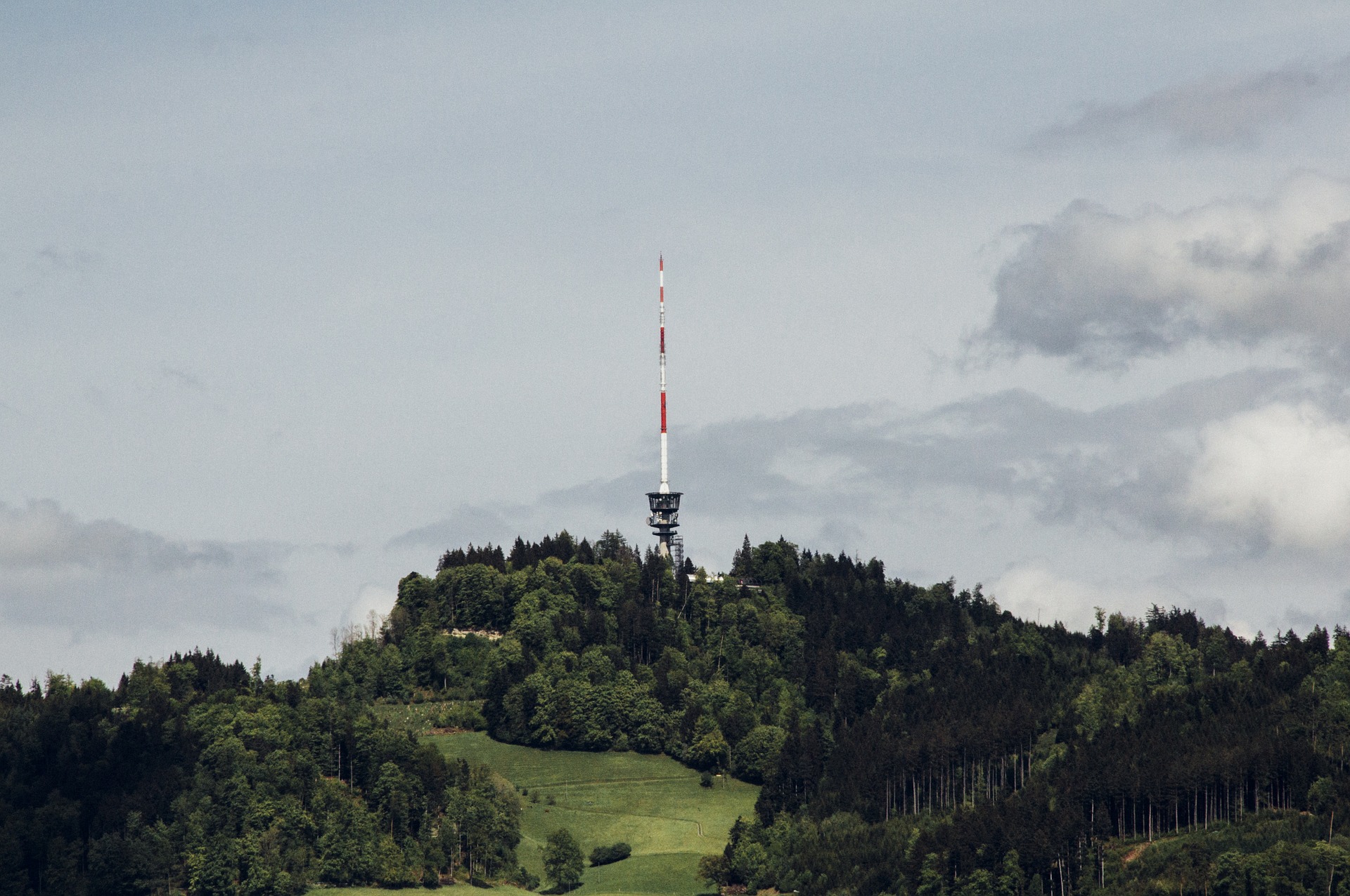 Weniger Roaming-Umsaetze fuer Schweizer Telekom-Anbieter - Bild 1