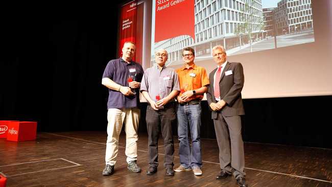 Award-Ehren fuer Tim Diwega Thurgroup Informatik und Actemium Leittec - Bild 1