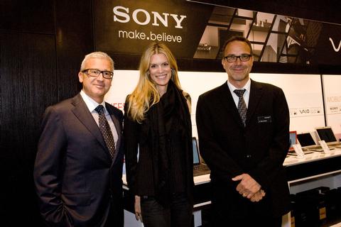 Sony eröffnet Vaio-Shop im Manor Zürich