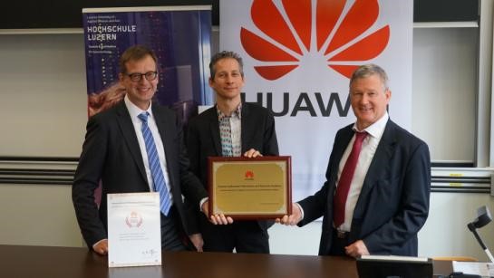 Hochschule Luzern bildet für Huawei aus