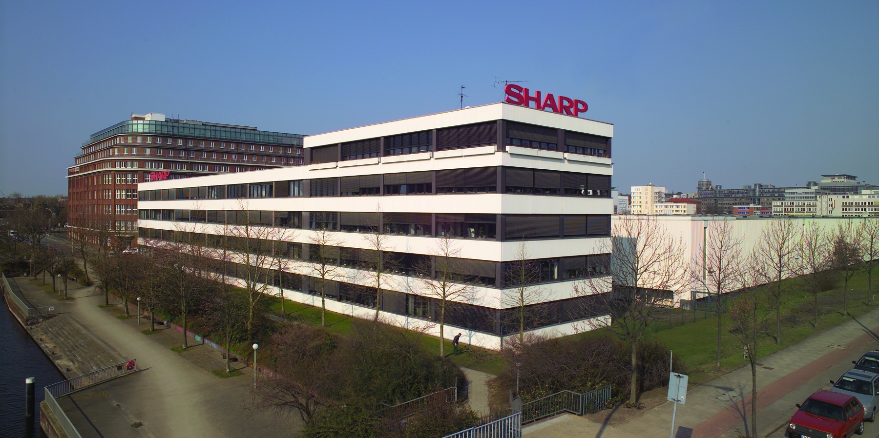 Foxconn übernimmt Sharp