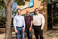 Microsoft will den Kauf von Linkedin mit der Öffnung von Outlook besiegeln