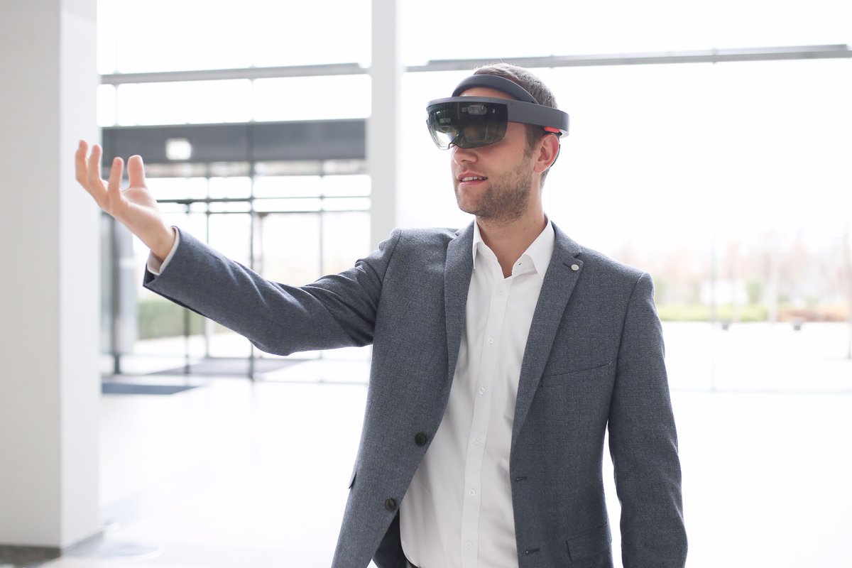 Bechtle erster Hololens-Reseller in der Schweiz