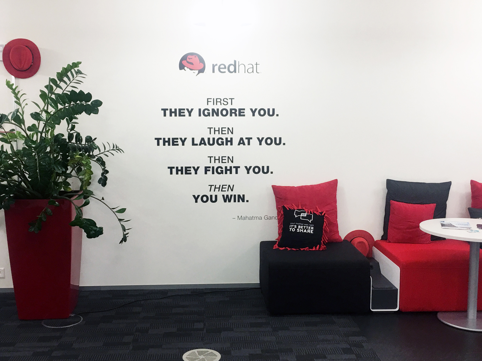 Red Hat eröffnet neues Zürcher Büro