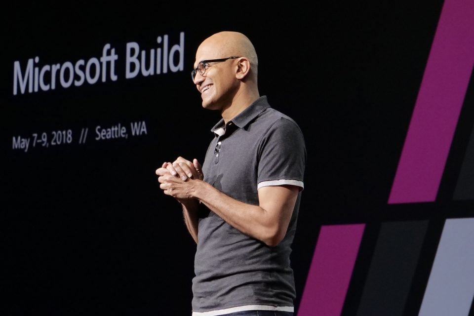 Kräftige Lohnerhöhung für Satya Nadella