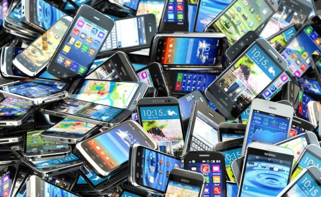 Smartphone-Markt schrumpft im dritten Quartal