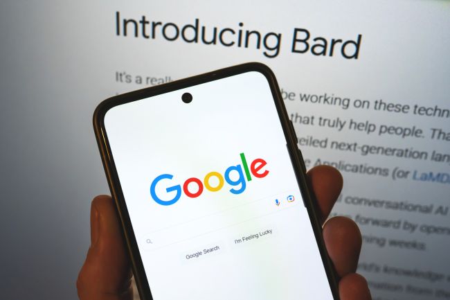 Google Chatbot Bard sorgt für Fauxpas - Aktie sinkt