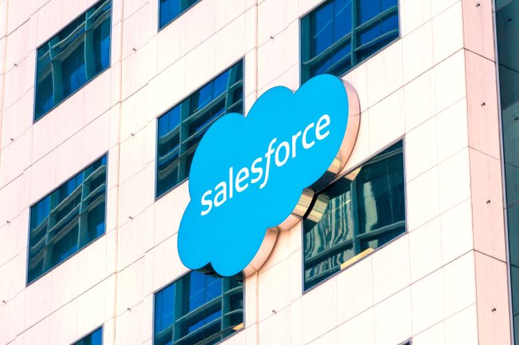 Salesforce mit mehr Umsatz und Gewinn
