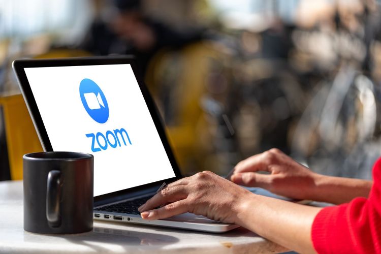 Zoom will mit Komsa im DACH-Raum expandieren
