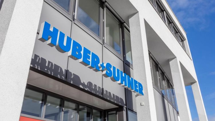 Huber+Suhner investiert in Connectivity-Geschäft