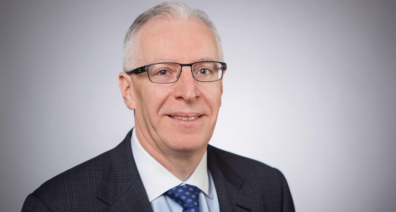 Denis Cashman wird neuer CFO von EMC