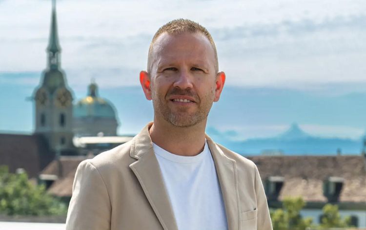 Roman Feierabend übernimmt Public-Sector-Bereich bei Isolutions