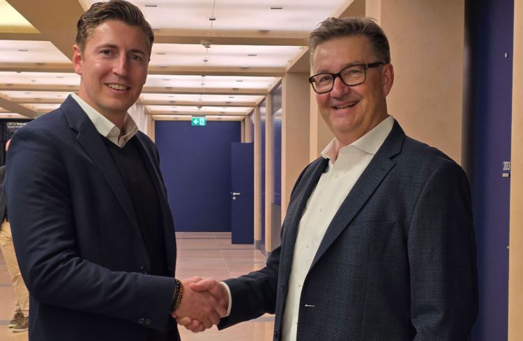 Mobilezone übernimmt Apfelkiste.ch