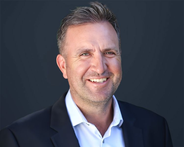 Abbyy ernennt Joe Rayfield zum SVP Sales