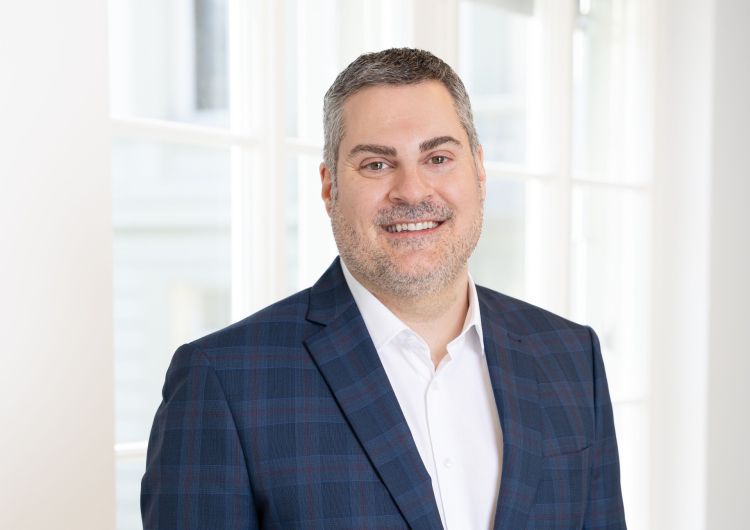 Blackdot gewinnt Marc Etienne Cortesi als Partner