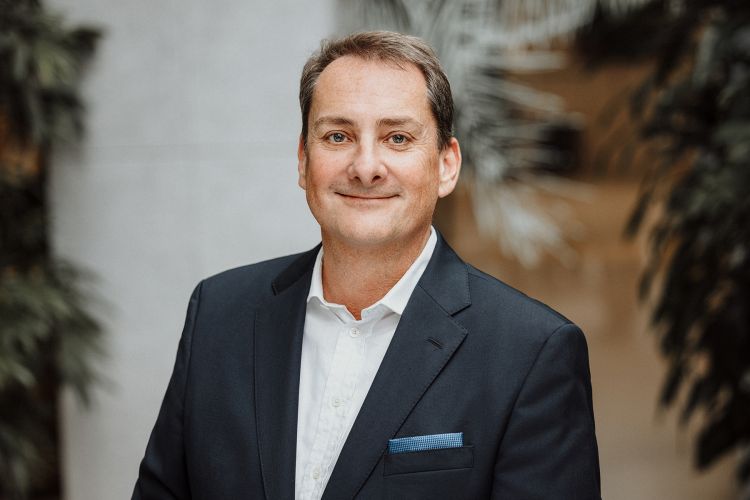 Flexera holt Marius Dunker als RVP Enterprise Sales DACH zurück