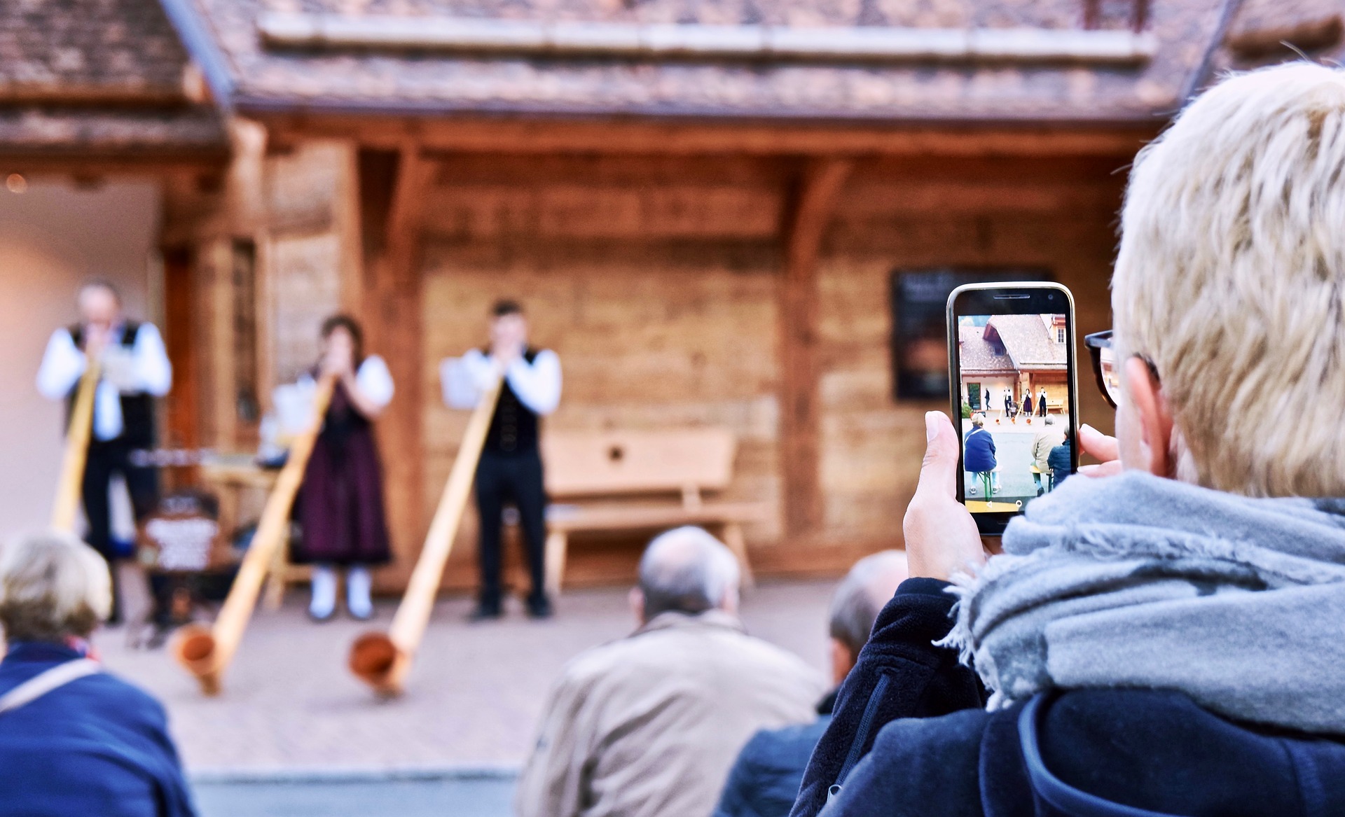 Schweizer Smartphone-Markt gesaettigt - Gebrauchthandel floriert - Bild 1