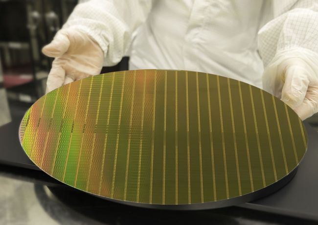 Intel soll fuer die Uebernahme von Globalfoundries 30 Milliarden US-Dollar bieten - Bild 1