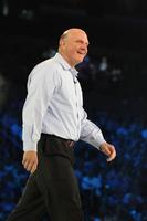 Steve Ballmer gibt CEO-Posten bei Microsoft ab