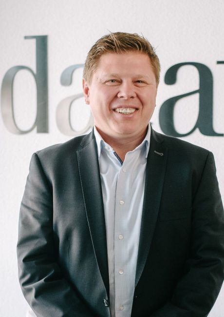 Data World Consulting stärkt Sales mit Jürgen Rettermeier