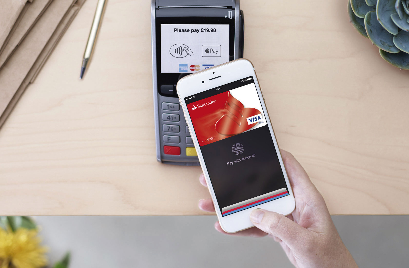 Swisscard und Bank Linth führen Apple Pay ein